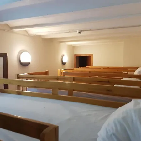 Hostel Cortina Tuixen