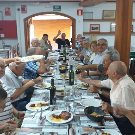 Cortina Hostel *